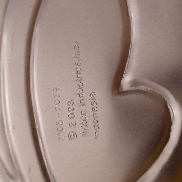 Wilton butterfly vintage cake pan - Picture 3 of 6
